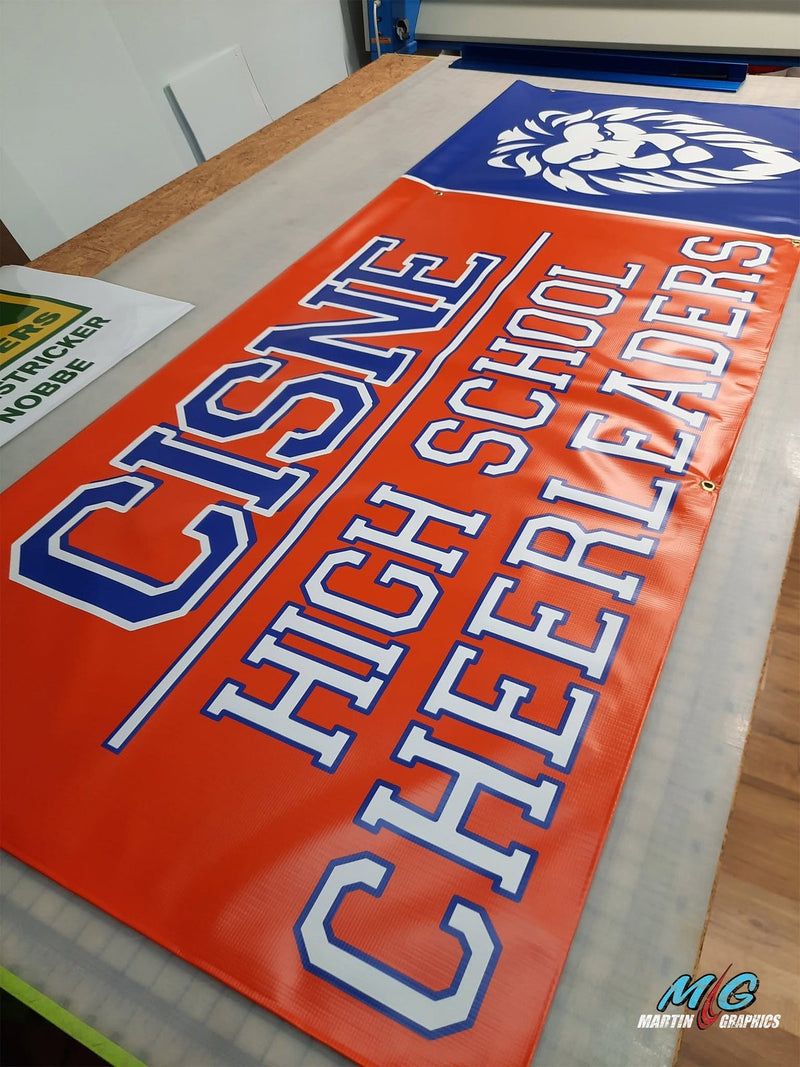 Cisne High School Cheerleaders banner
